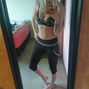 🌼Lululemon Running Crops